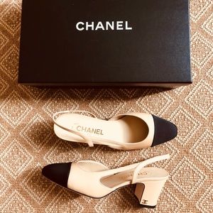 ❌❌SOLD❌❌Chanel Coco Slingback Pumps (65mm).